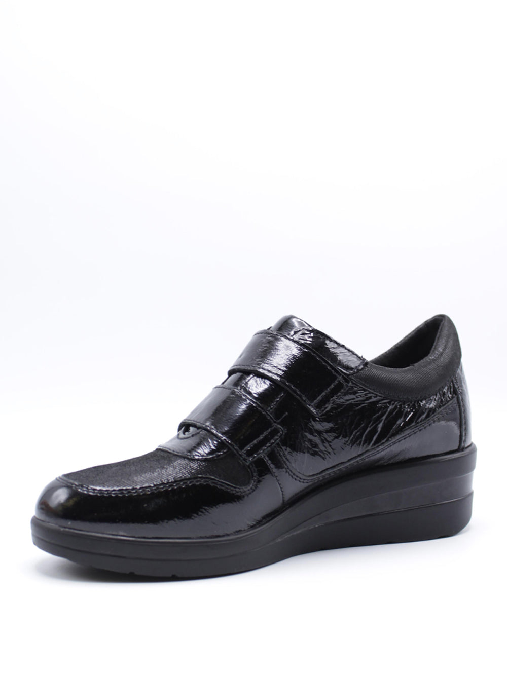 CINZIA SOFT Sneakers con strappi Donna - Nero modello IV122446 001