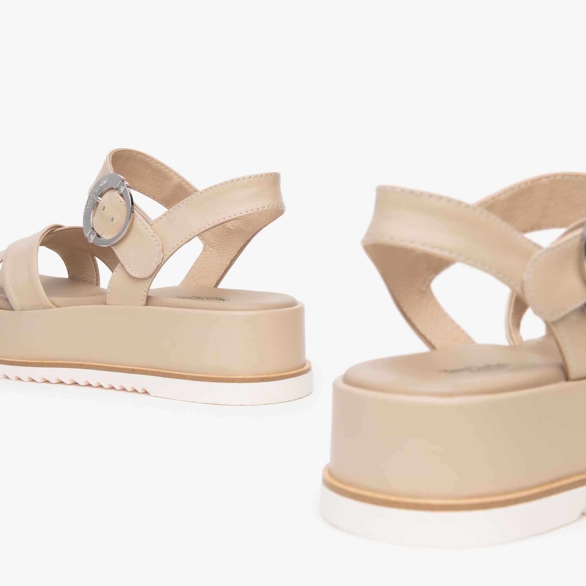 NERO GIARDINI Sandali platform Donna - Bianco modello E410740D